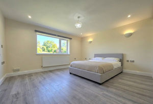 Photo 13- click for photo gallery